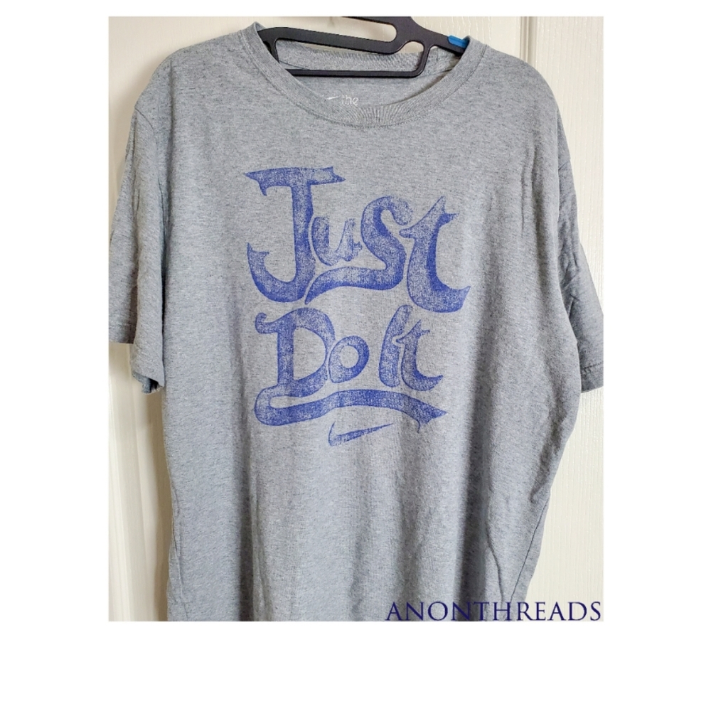 NIKE Just Do It Athletic Tee Shirt